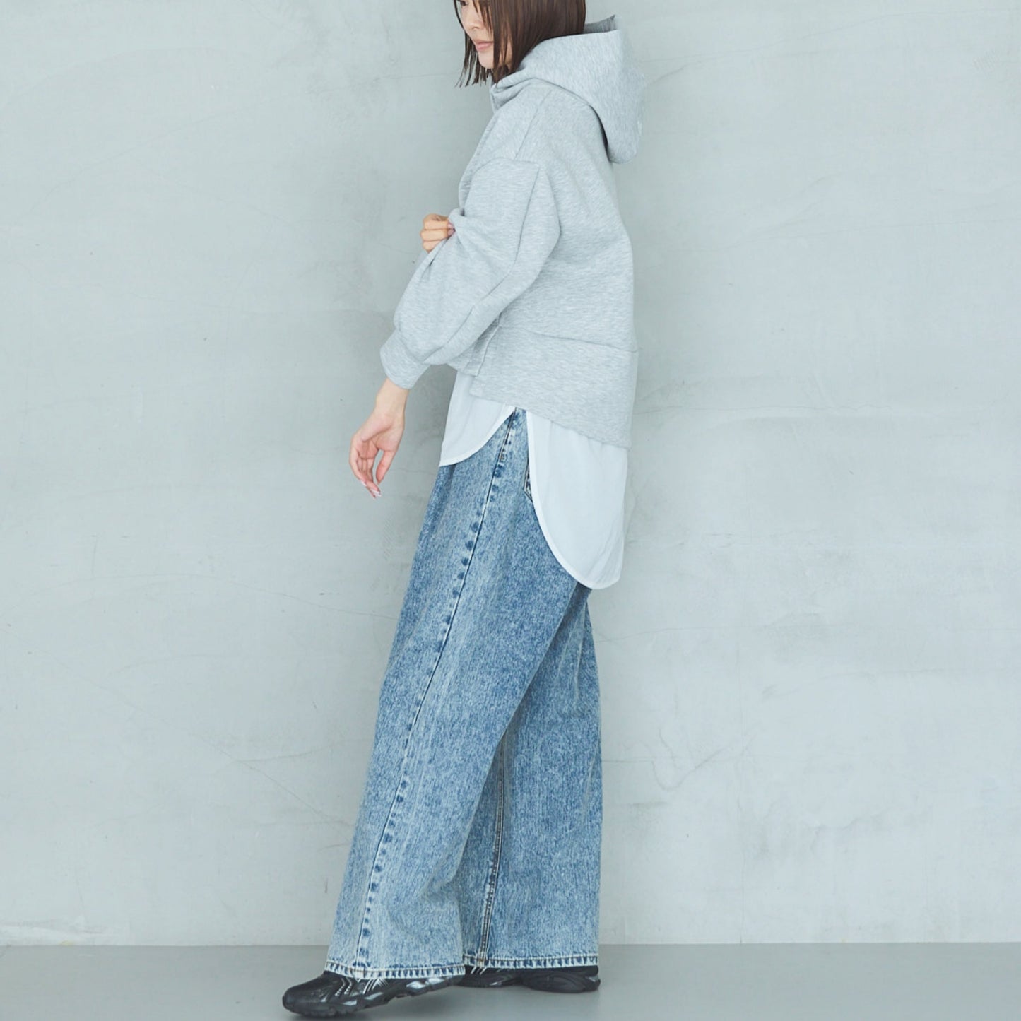 Wide Cropped Hoodie
