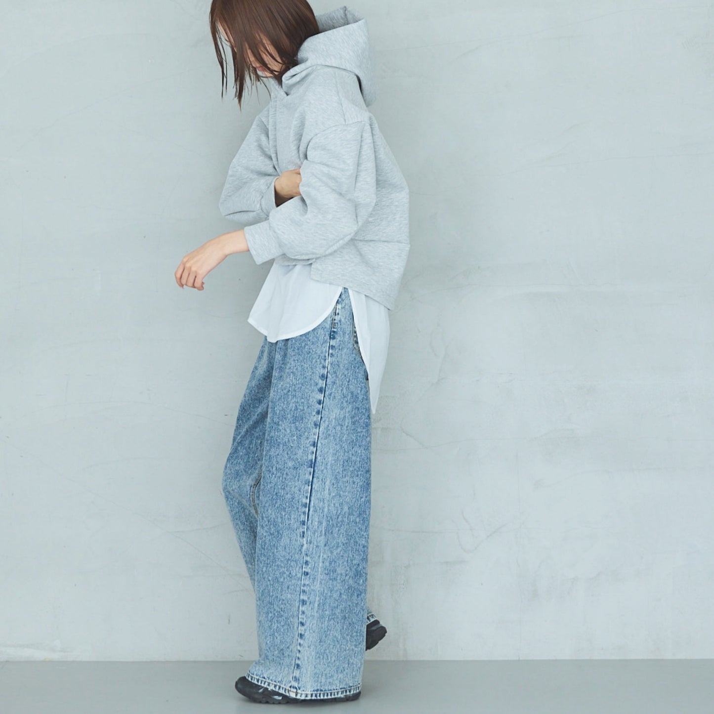 Wide Cropped Hoodie
