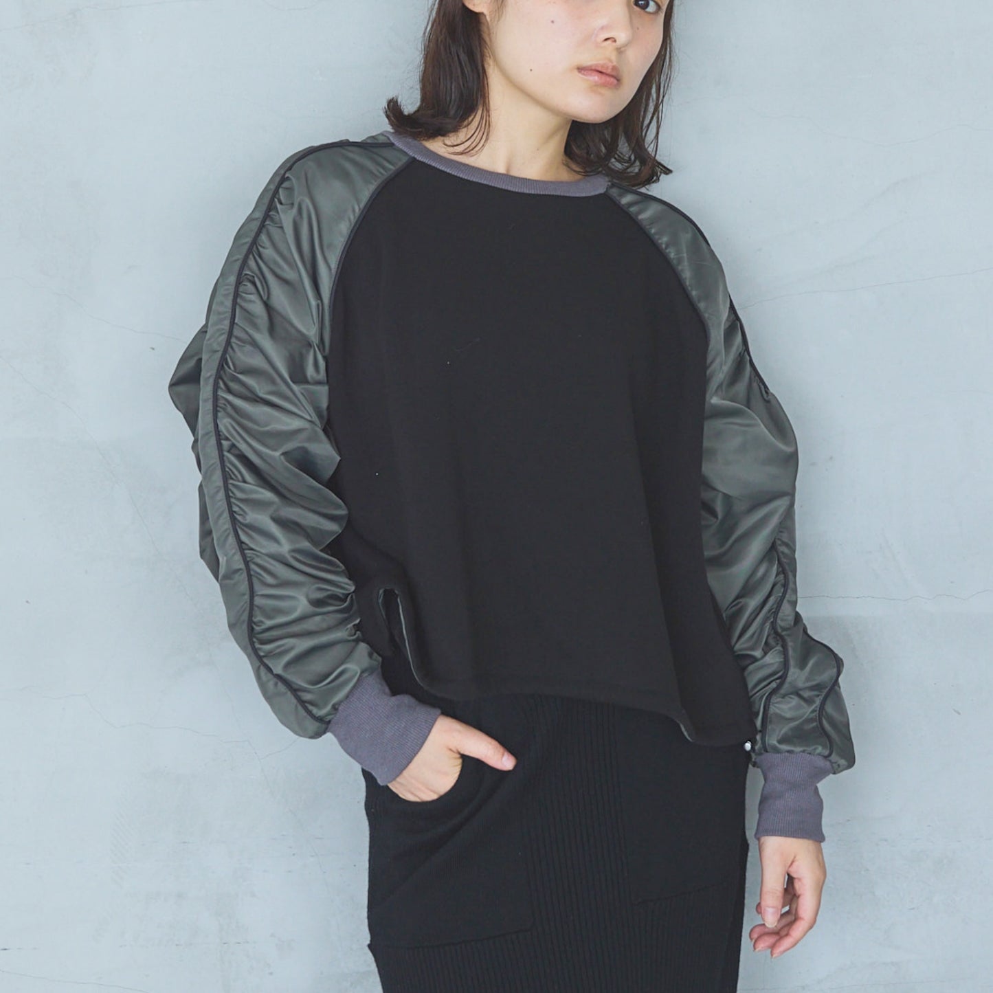 Bomber Heat Taffeta Gathered Design Pullover