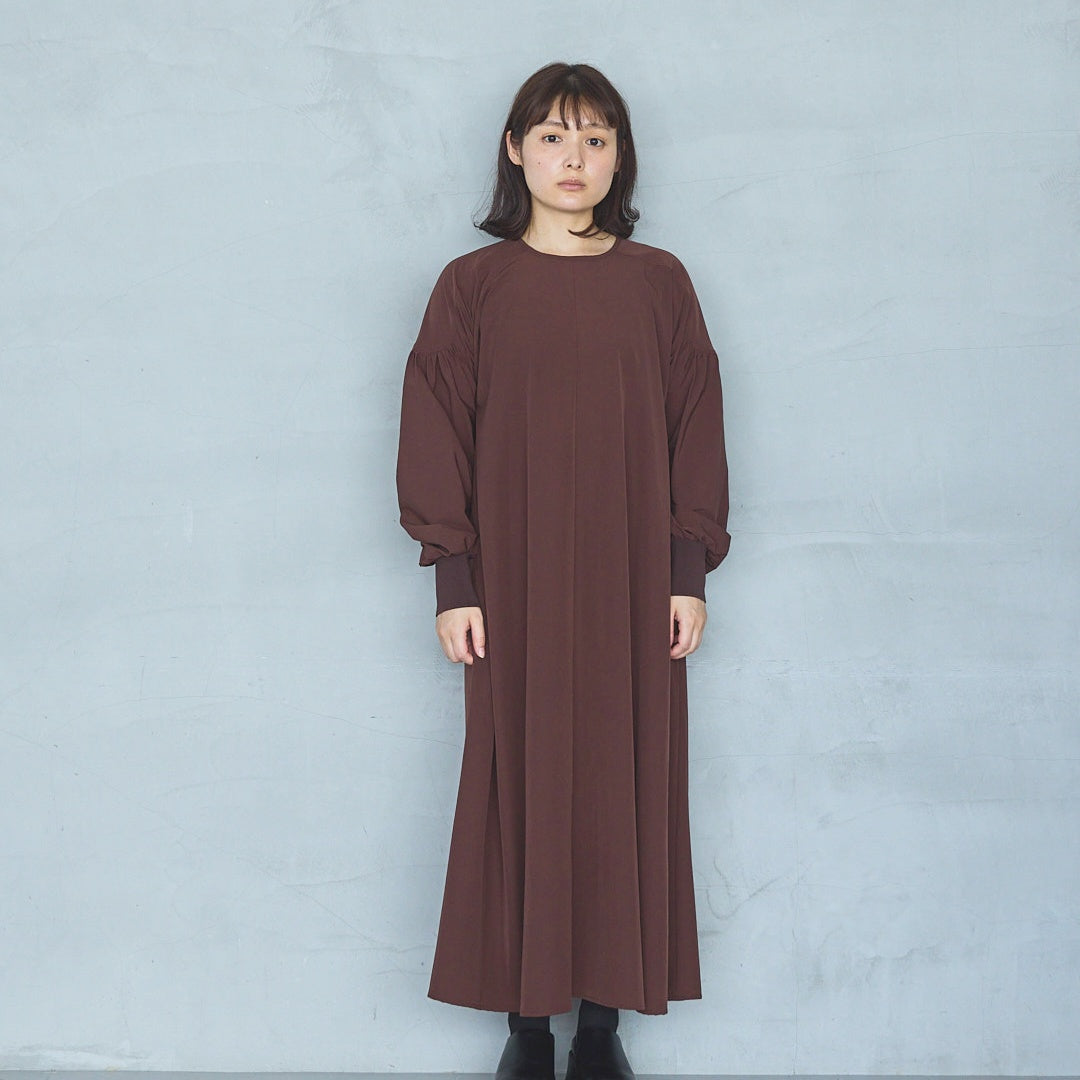 4-Way Stretch Curved Sleeve Onepiece
