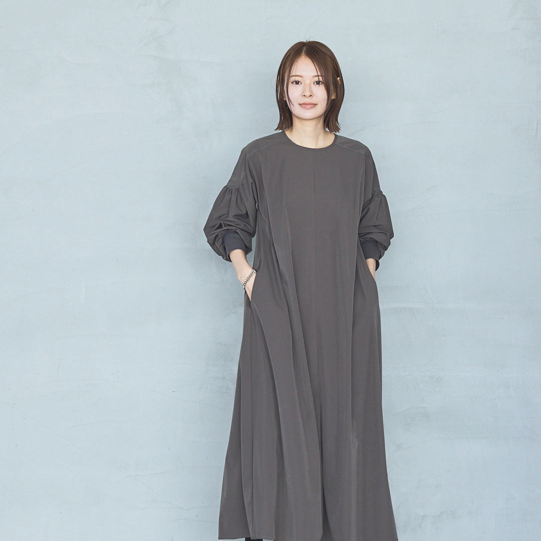 4-Way Stretch Curved Sleeve Onepiece