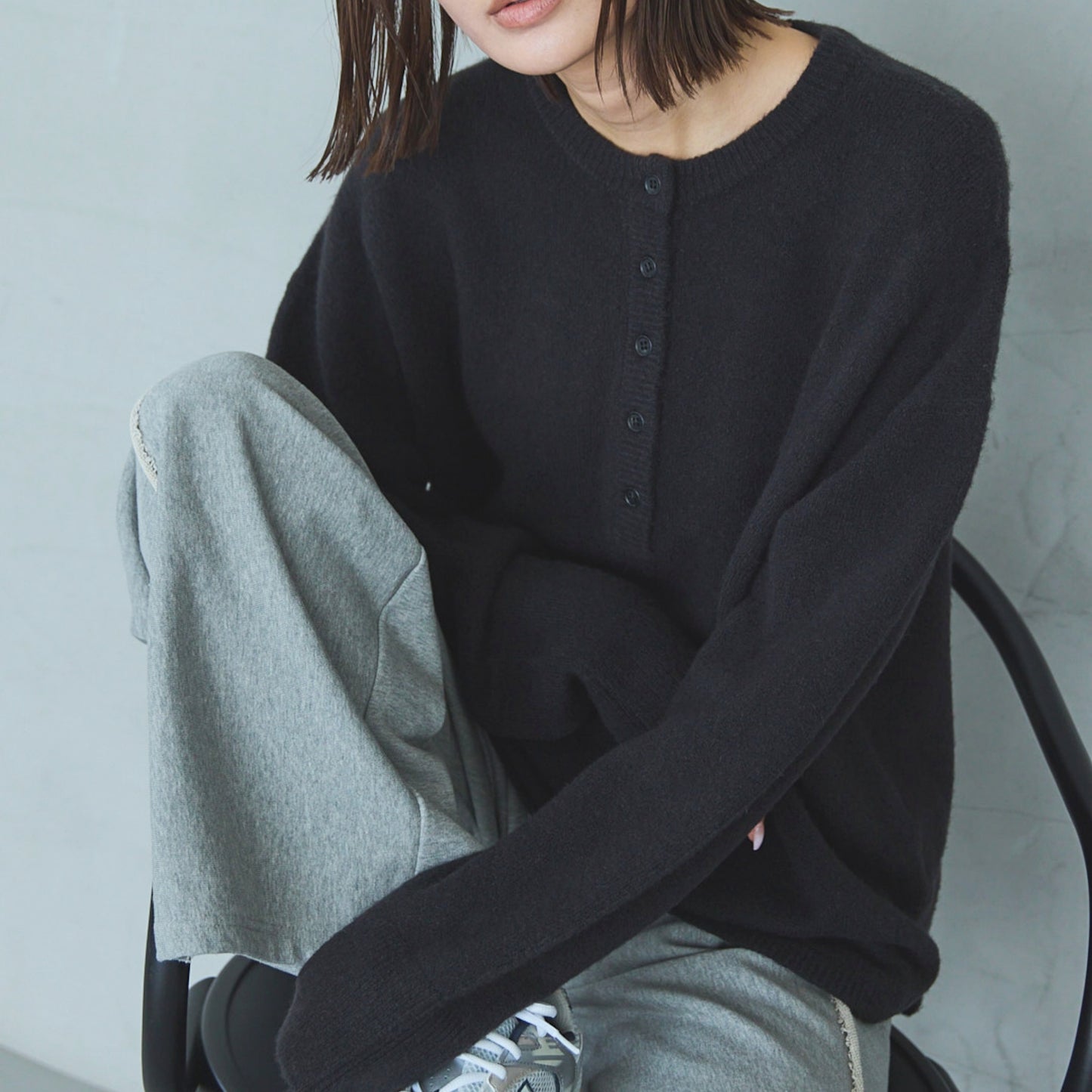 Henley Neck Pullover FOX VELVET