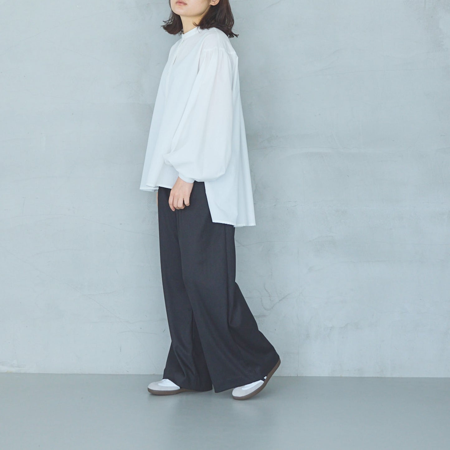 Volume Sleeve Blouse with Ribbed Cuffs