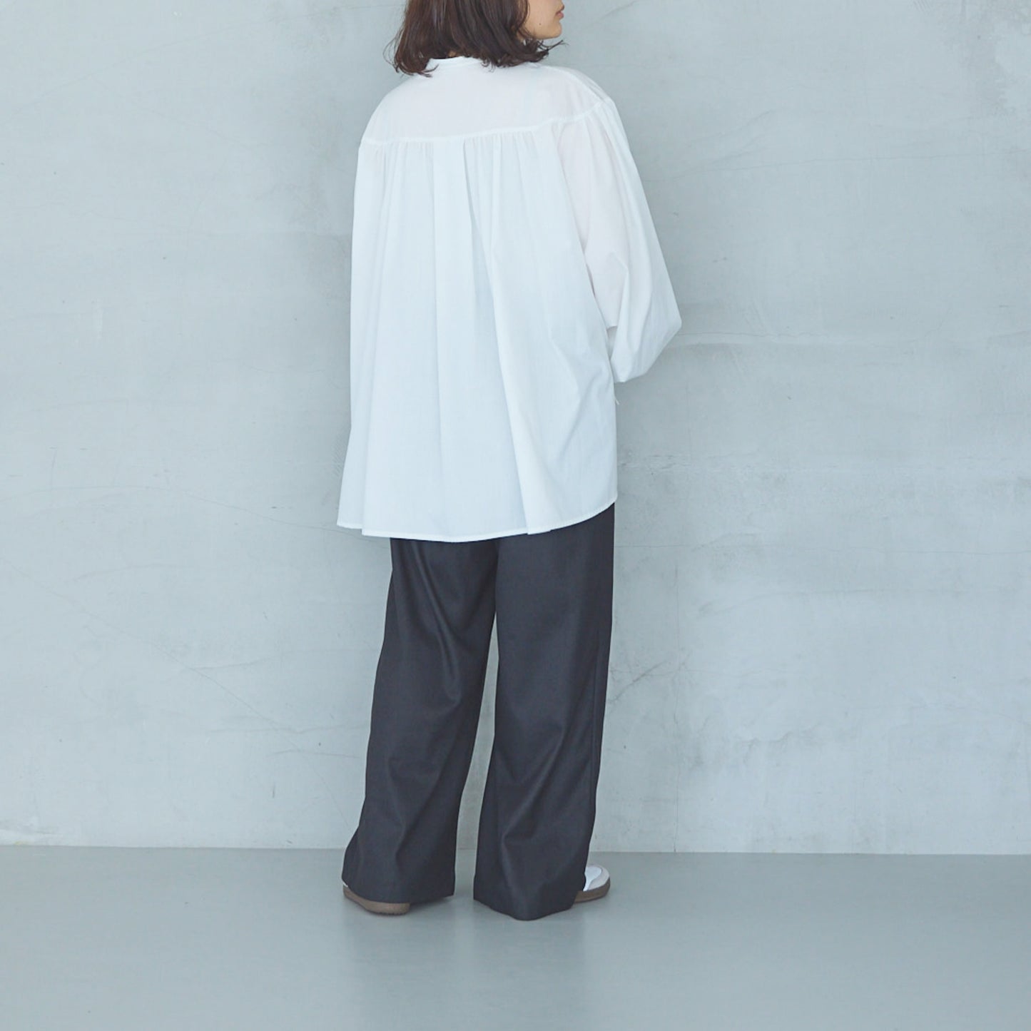 Volume Sleeve Blouse with Ribbed Cuffs