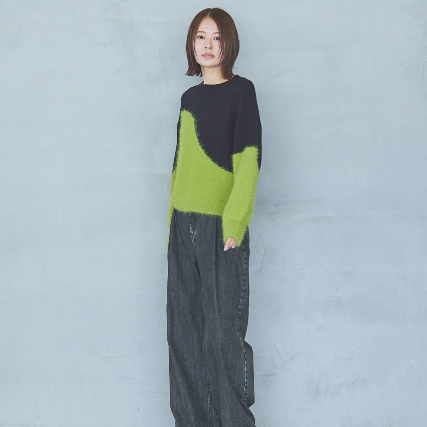 5-Gauge Knit Pullover in Feather-Yarn