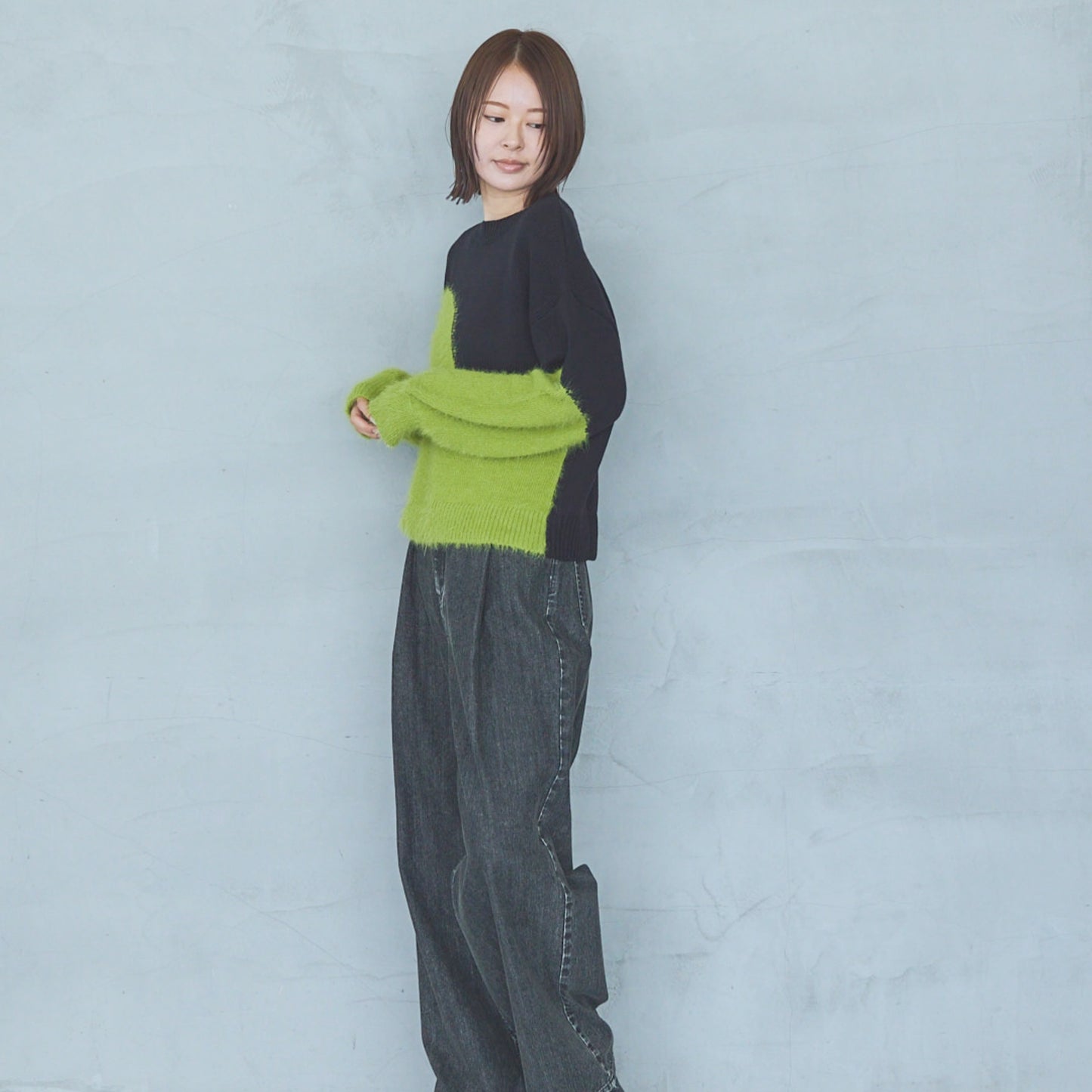 5-Gauge Knit Pullover in Feather-Yarn