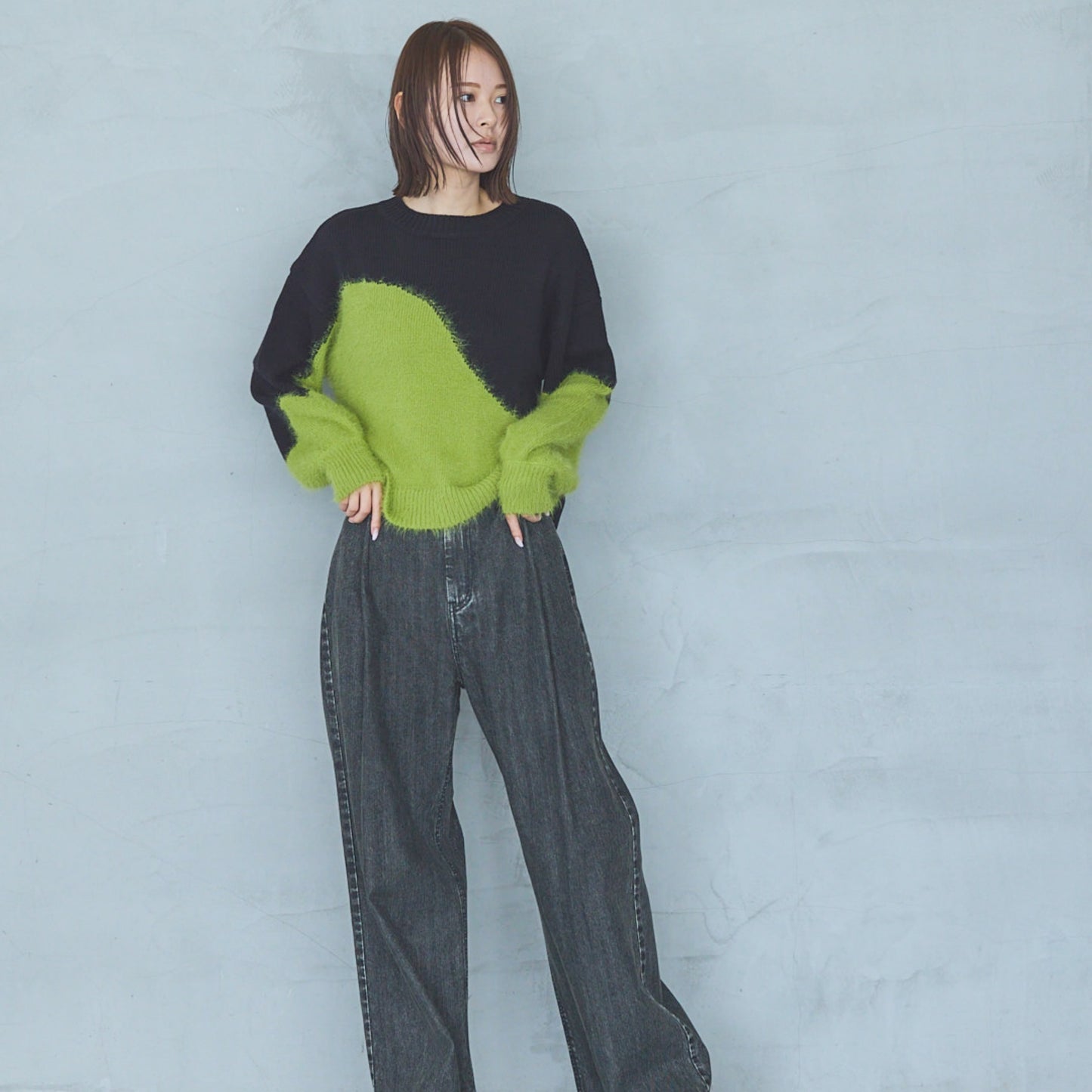 5-Gauge Knit Pullover in Feather-Yarn
