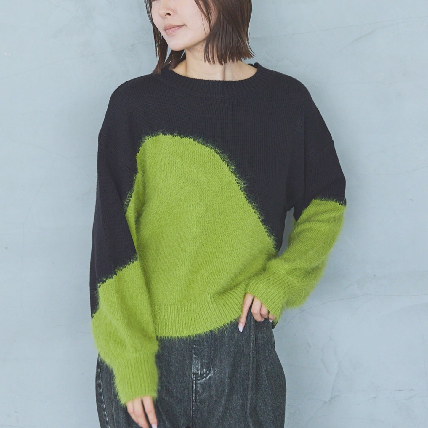 5-Gauge Knit Pullover in Feather-Yarn