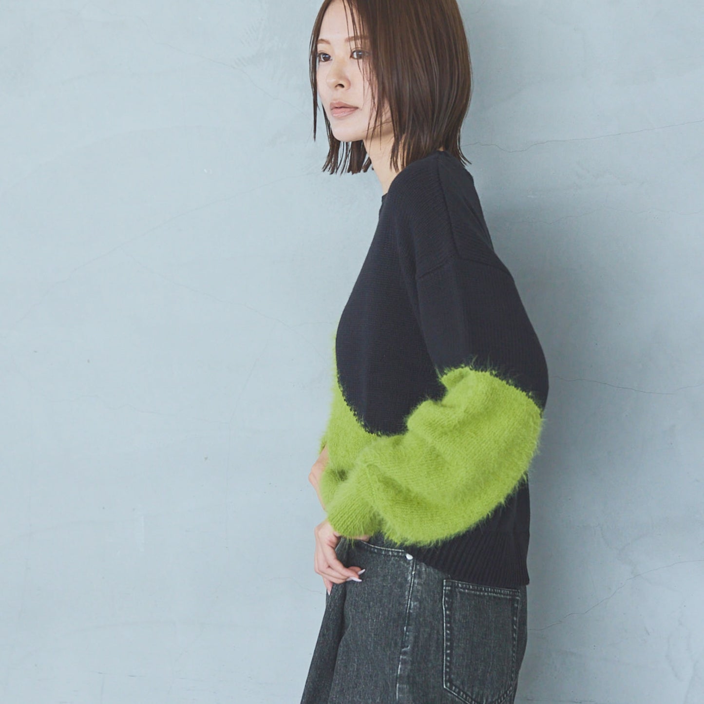 5-Gauge Knit Pullover in Feather-Yarn