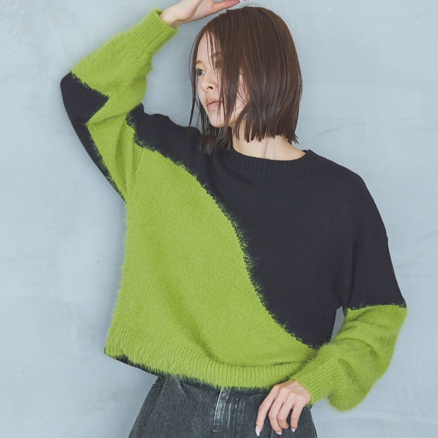 5-Gauge Knit Pullover in Feather-Yarn
