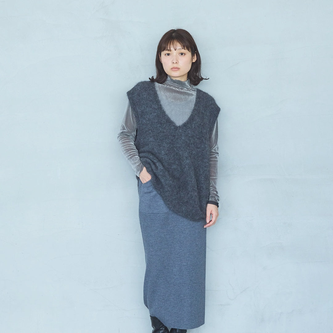 12-Gauge Lightweight Ribbed Panel Knit Skirt