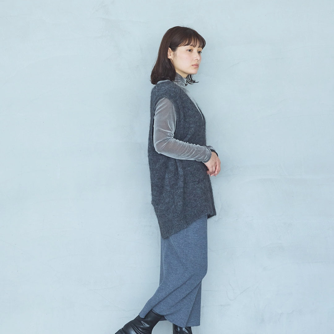12-Gauge Lightweight Ribbed Panel Knit Skirt