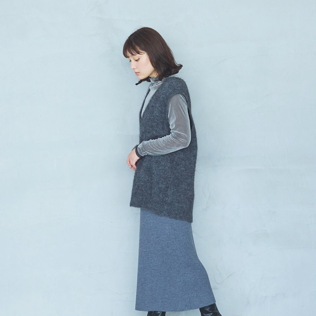 12-Gauge Lightweight Ribbed Panel Knit Skirt