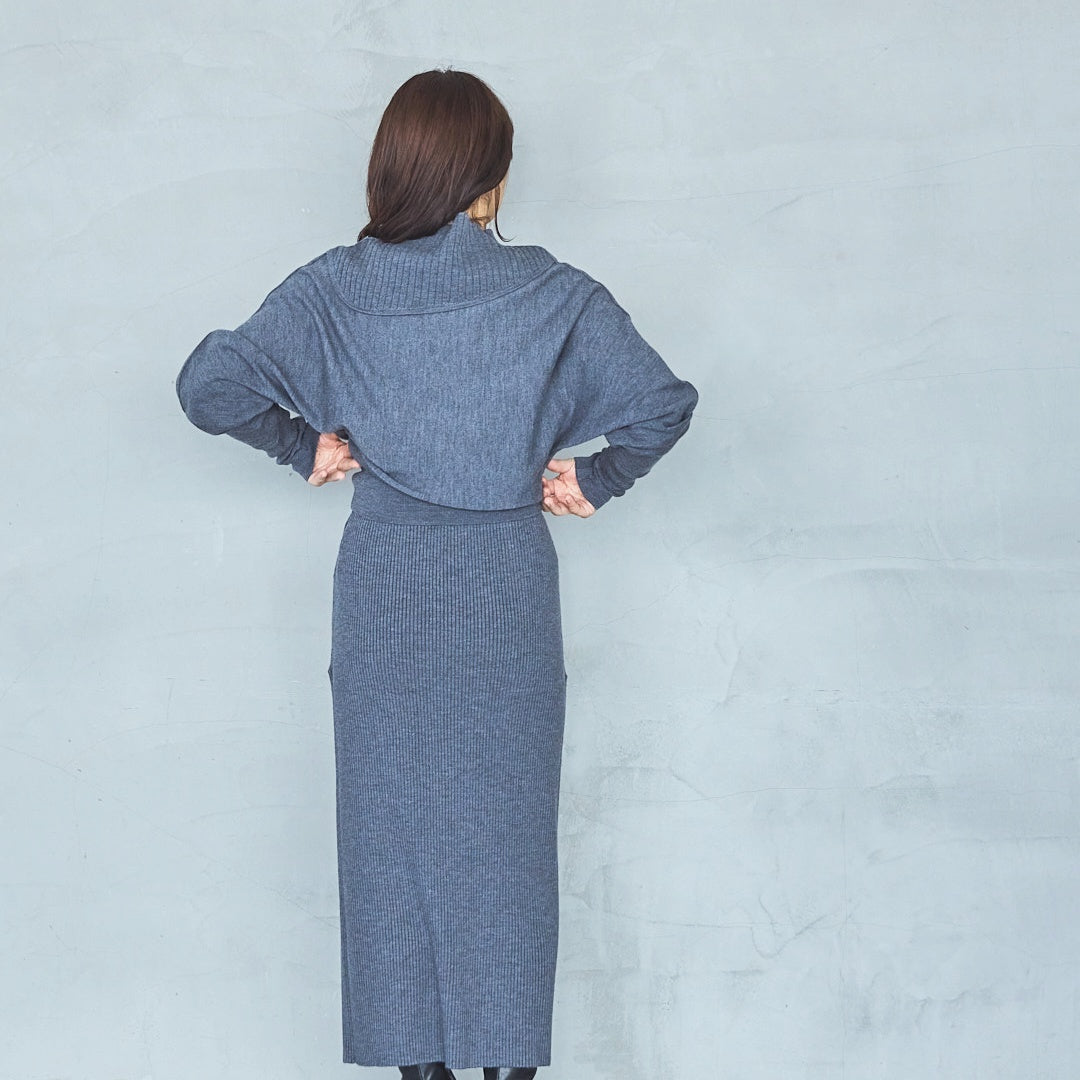 12-Gauge Lightweight Ribbed Panel Knit Pullover