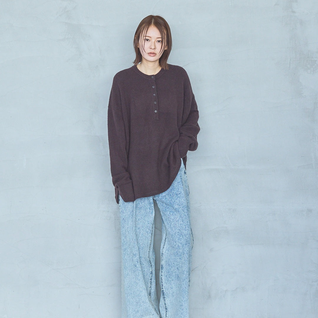 Henley Neck Pullover FOX VELVET