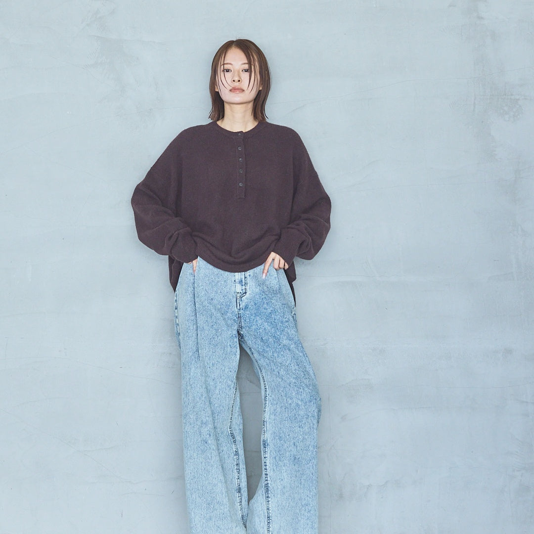 Henley Neck Pullover FOX VELVET