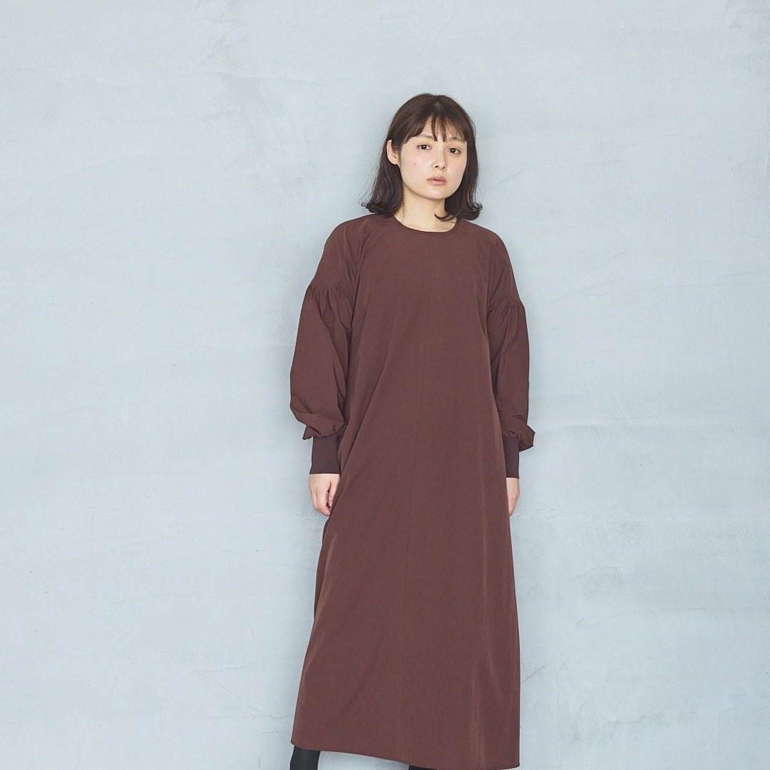 4-Way Stretch Curved Sleeve Onepiece
