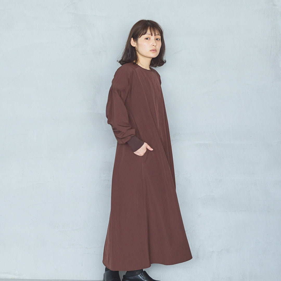 4-Way Stretch Curved Sleeve Onepiece