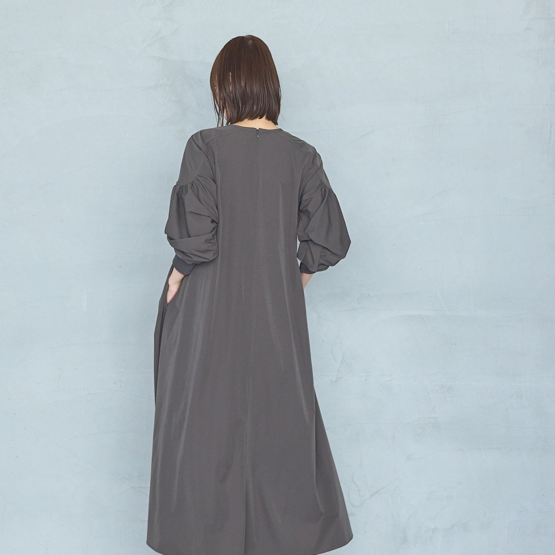 4-Way Stretch Curved Sleeve Onepiece