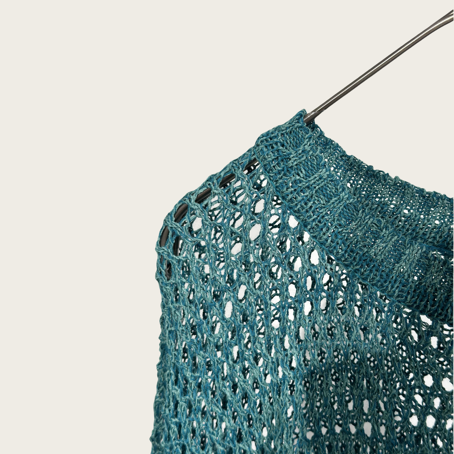 TUMUGI yarn and combed cotton mesh knitted top
