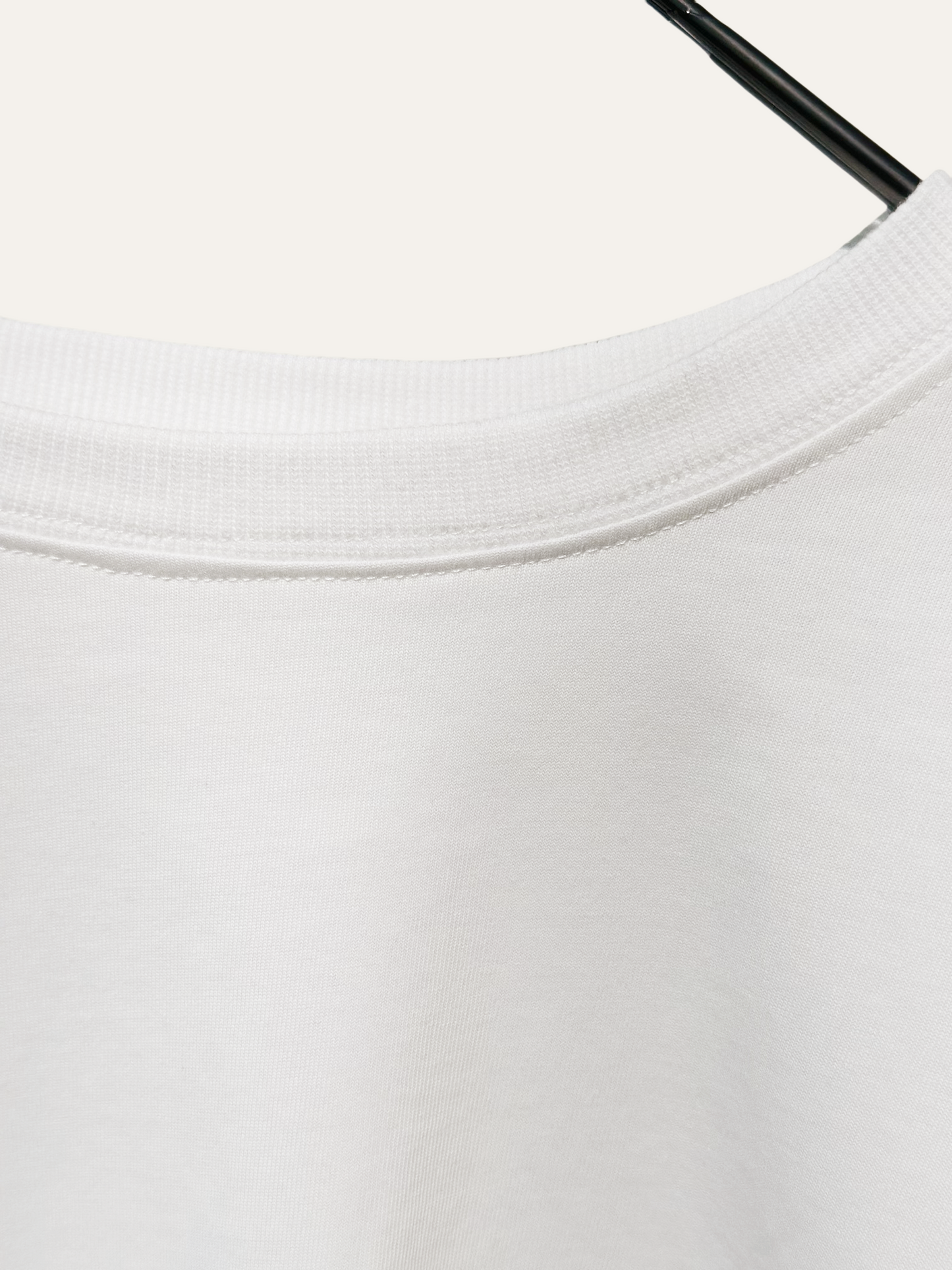 Basic crew neck T-shirt