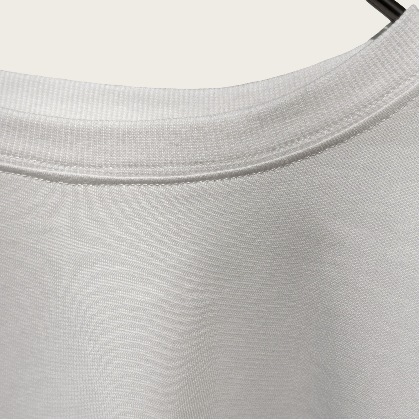 Basic crew neck T-shirt