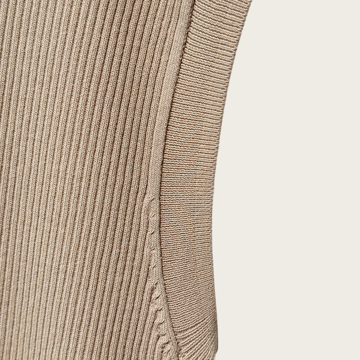 16G chain neck ribbed sleeveless pullover knitted top