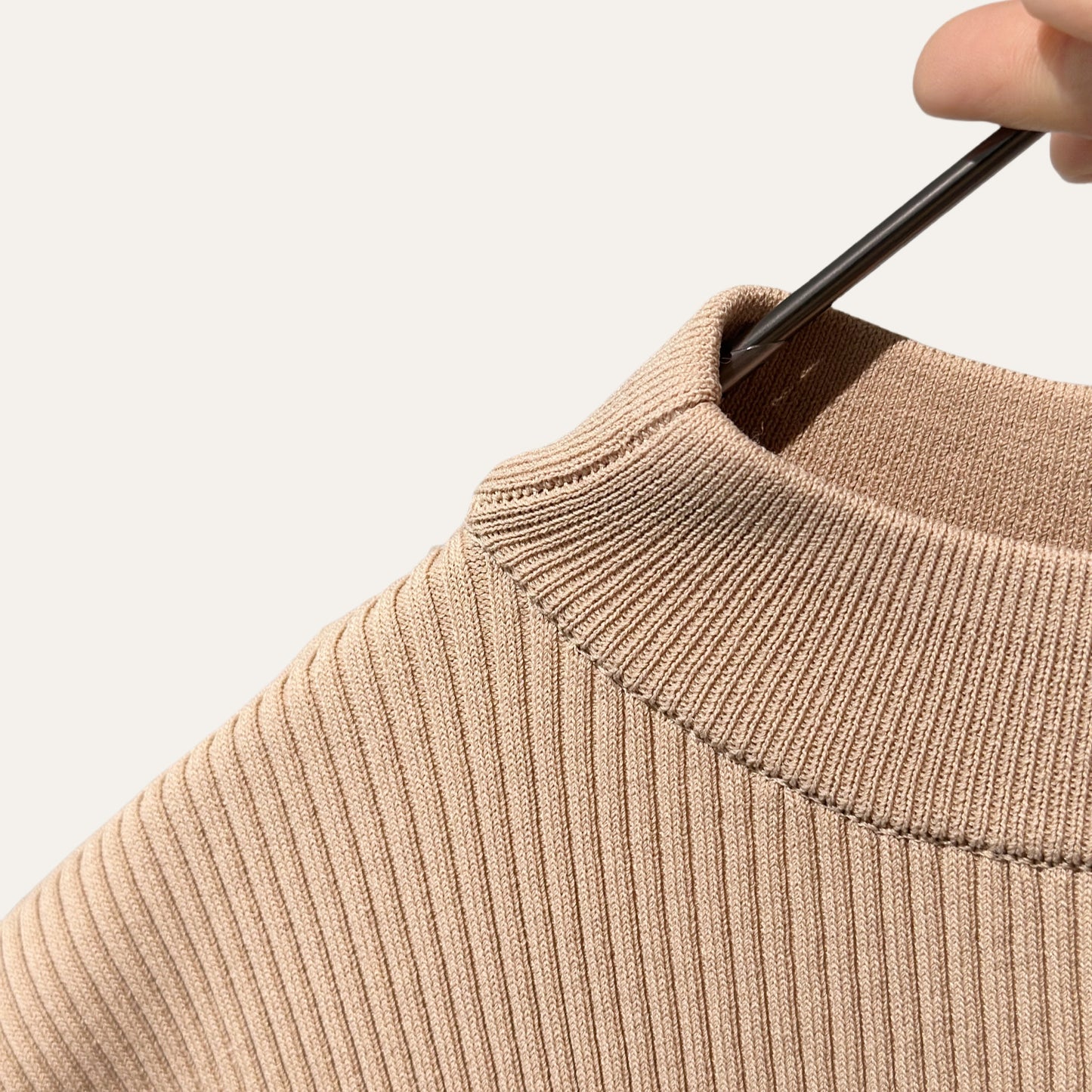 16G chain neck ribbed sleeveless pullover knitted top