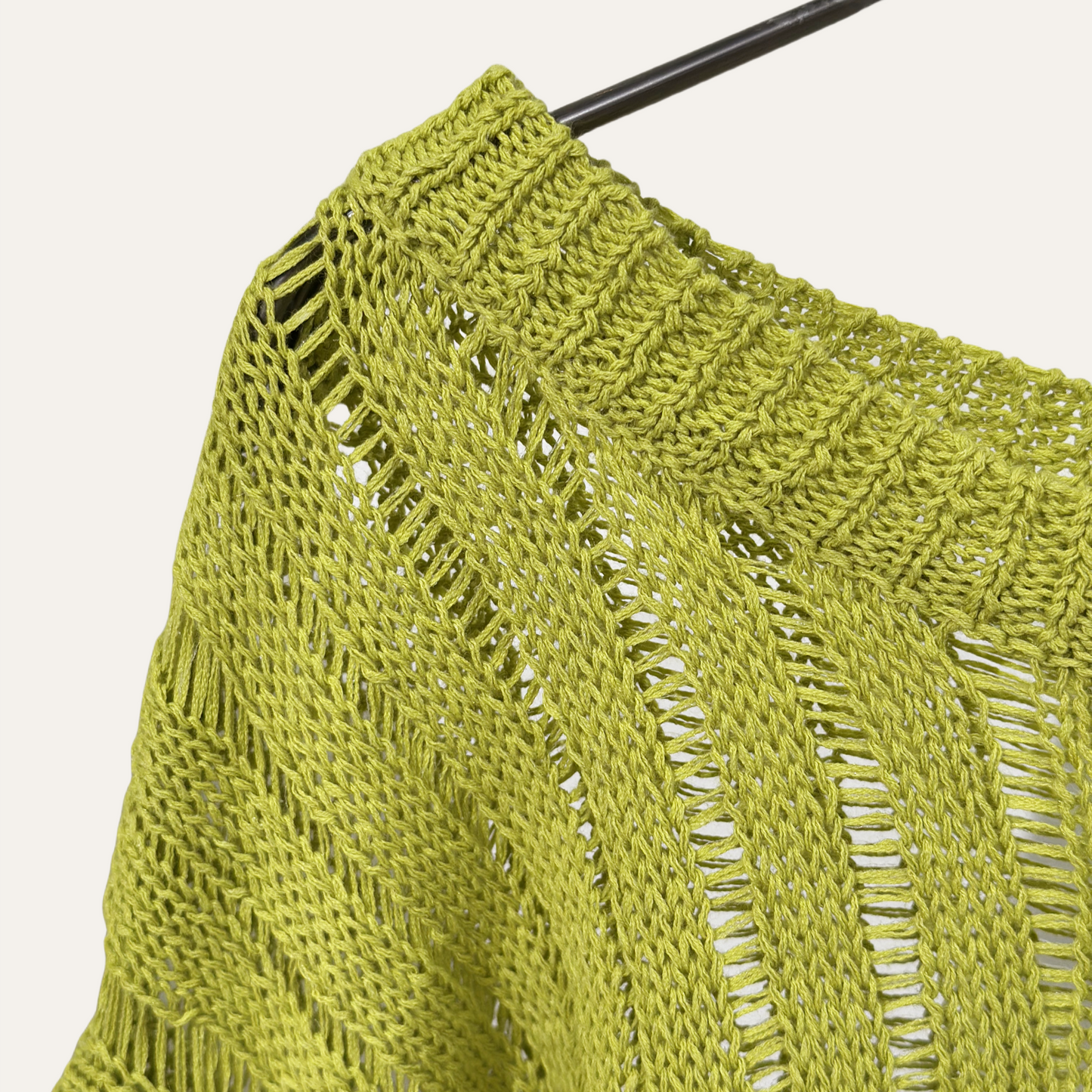 3G uneven mesh cropped knitted pullover