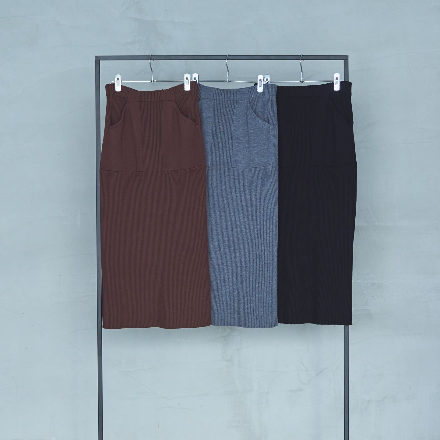 12-Gauge Lightweight Ribbed Panel Knit Skirt