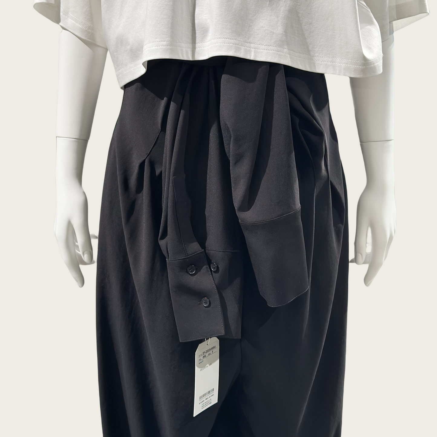 Waist-cinching jumpsuit
