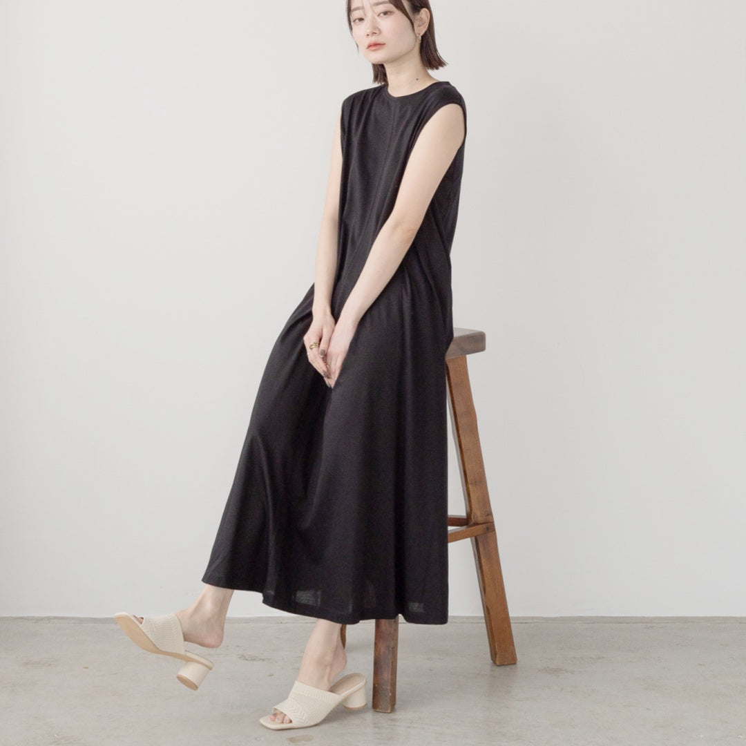 Silk-Finished Panel Flare One-Piece