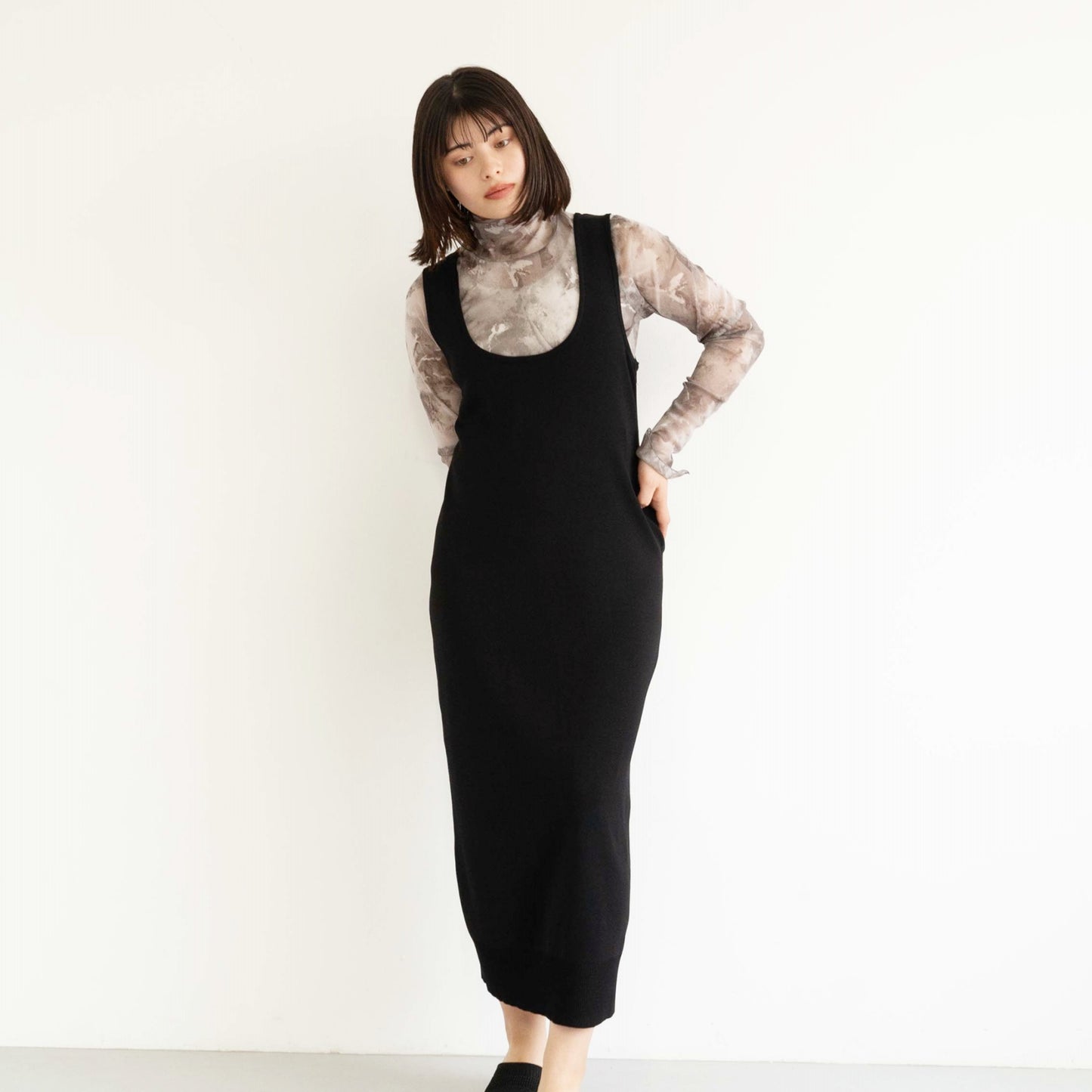 14G fine ribbed knitted dress