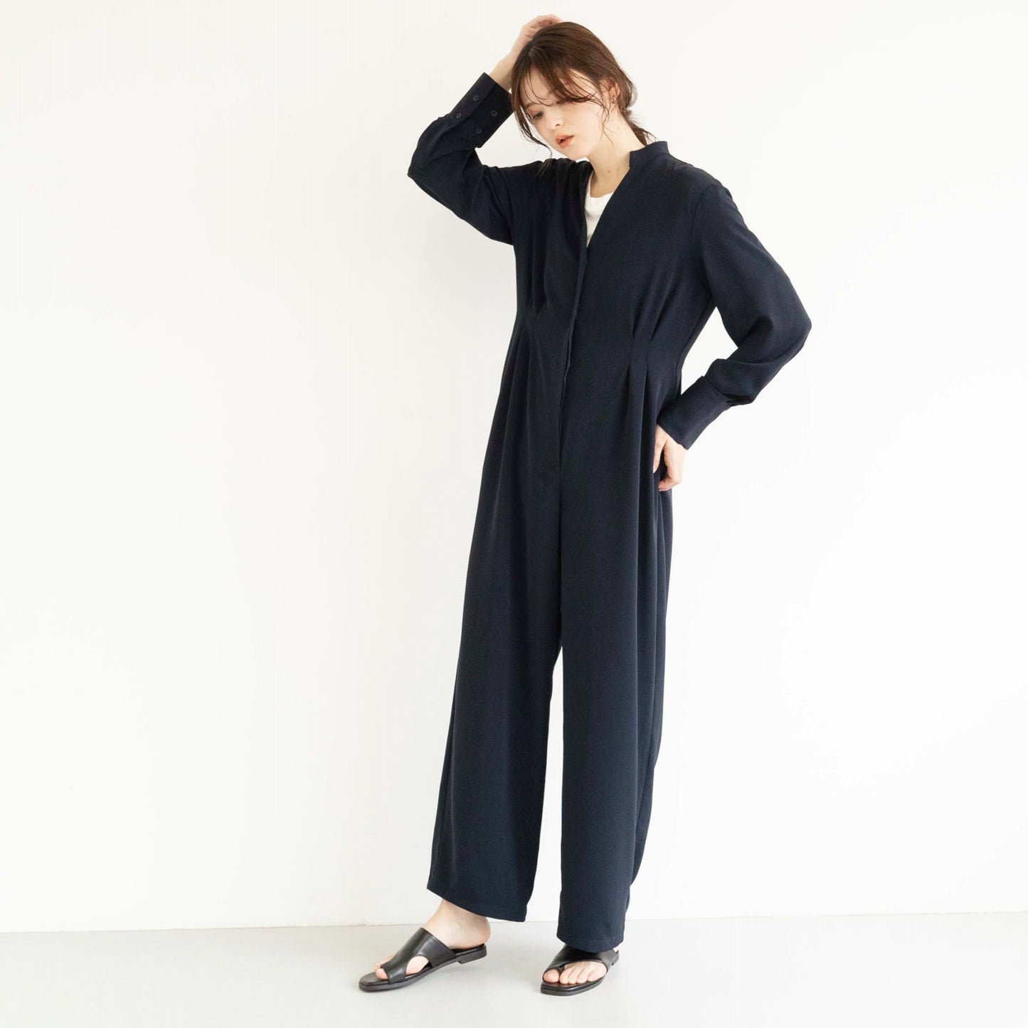 Waist-cinching jumpsuit