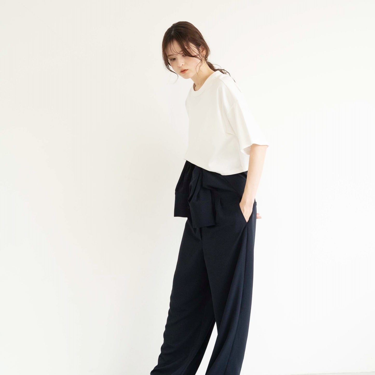 Waist-cinching jumpsuit