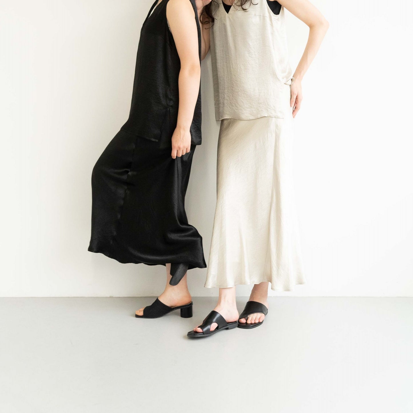 Acetate vintage satin slightly flared hem long skirt