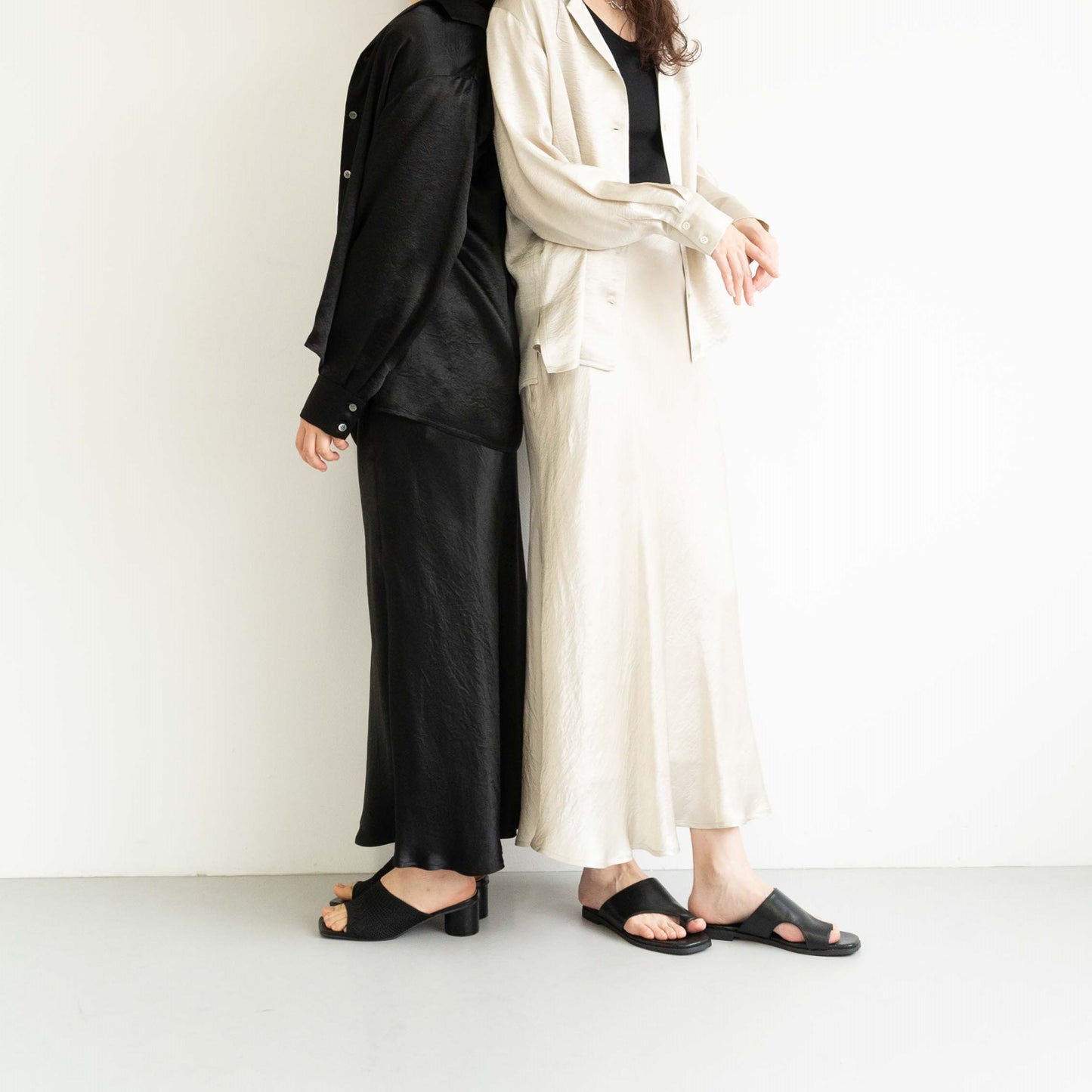 Acetate vintage satin slightly flared hem long skirt