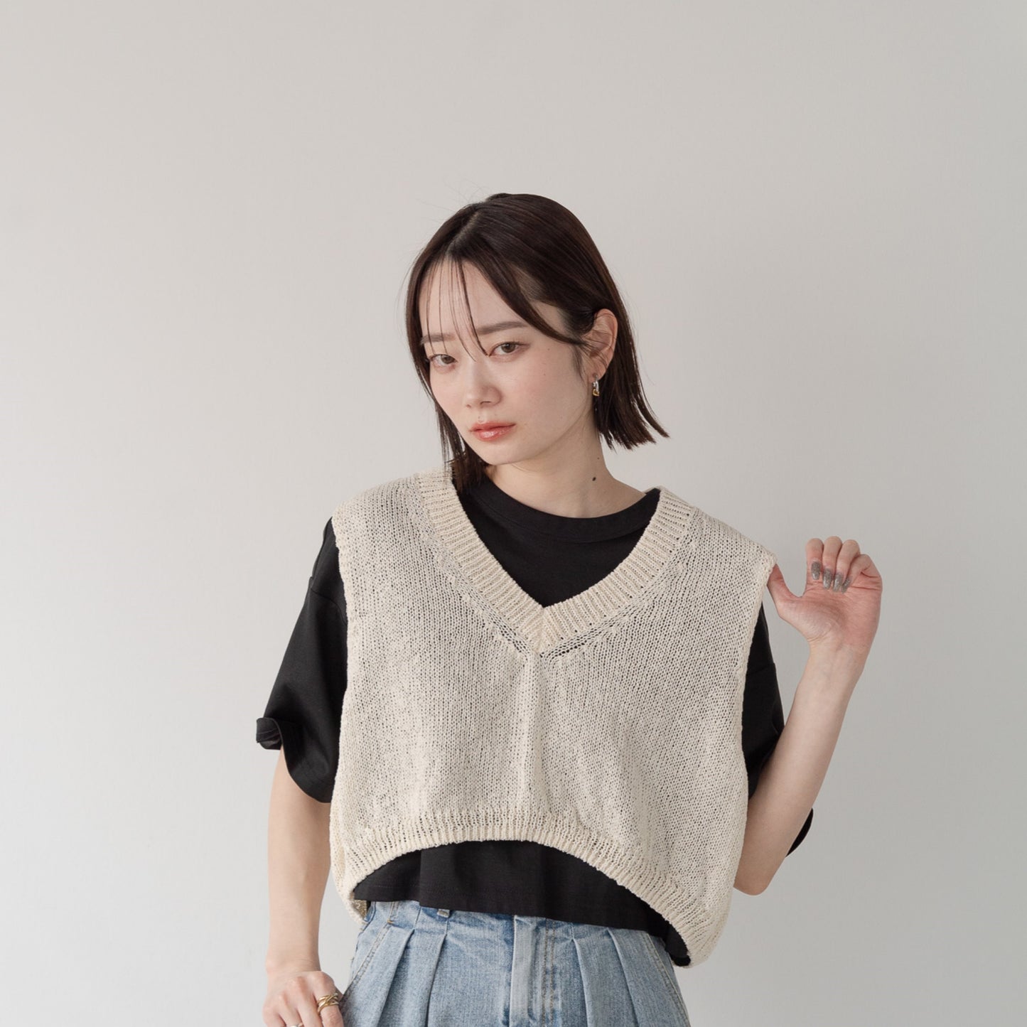 V Neck Short Vest