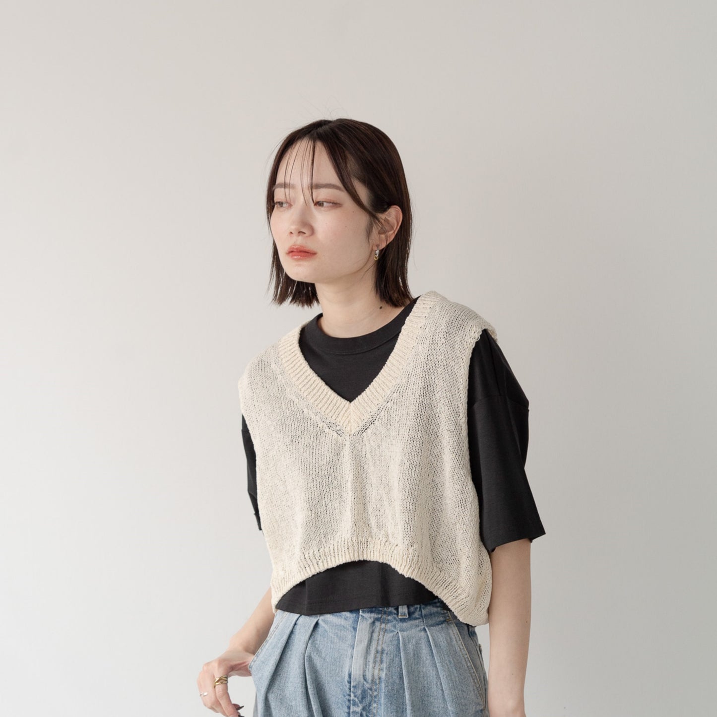 V Neck Short Vest