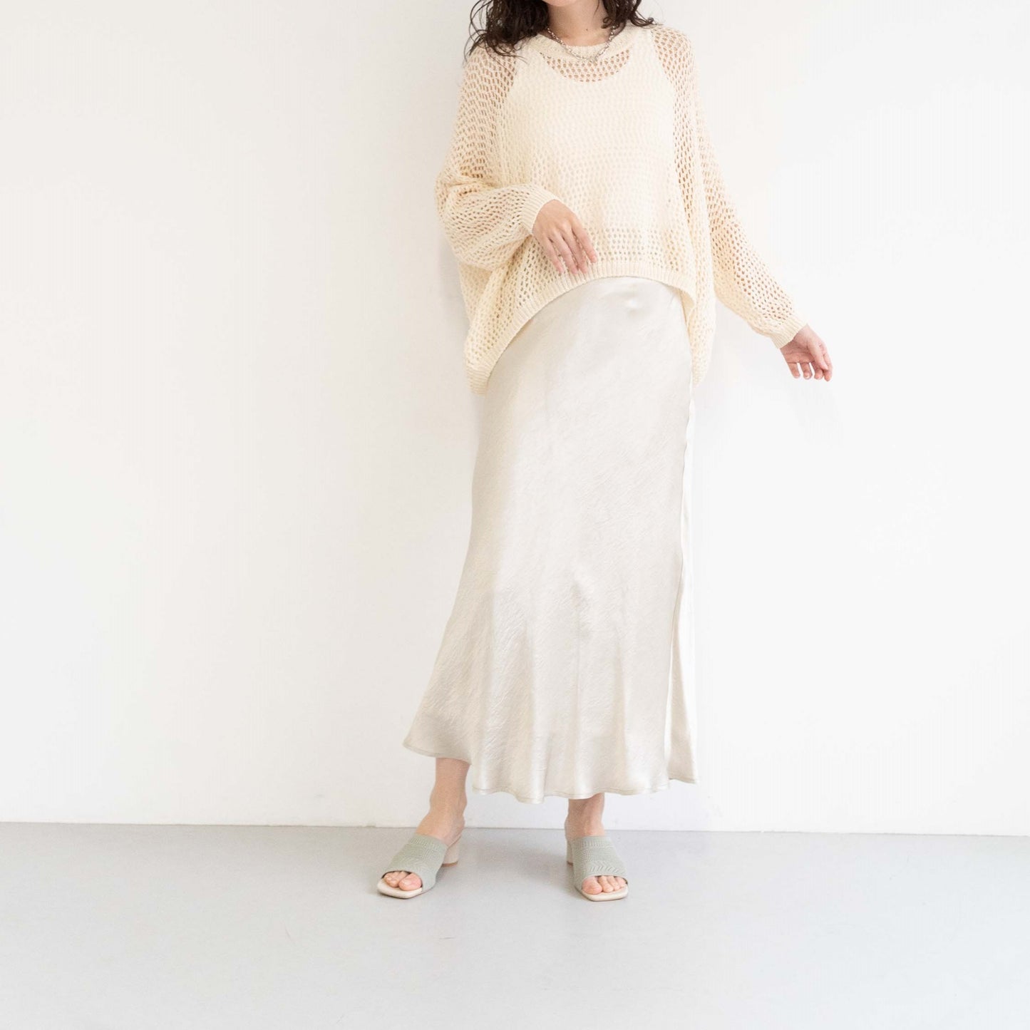 Acetate vintage satin slightly flared hem long skirt