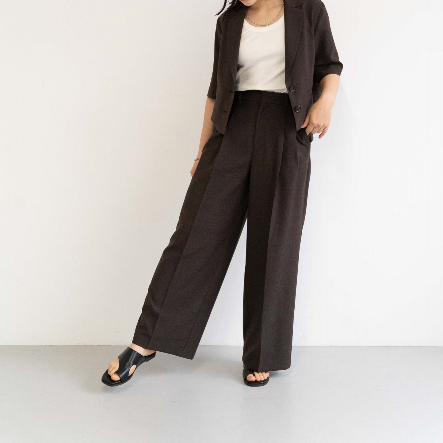 100% polyester twill fabric front pleat wide-leg casual pants
