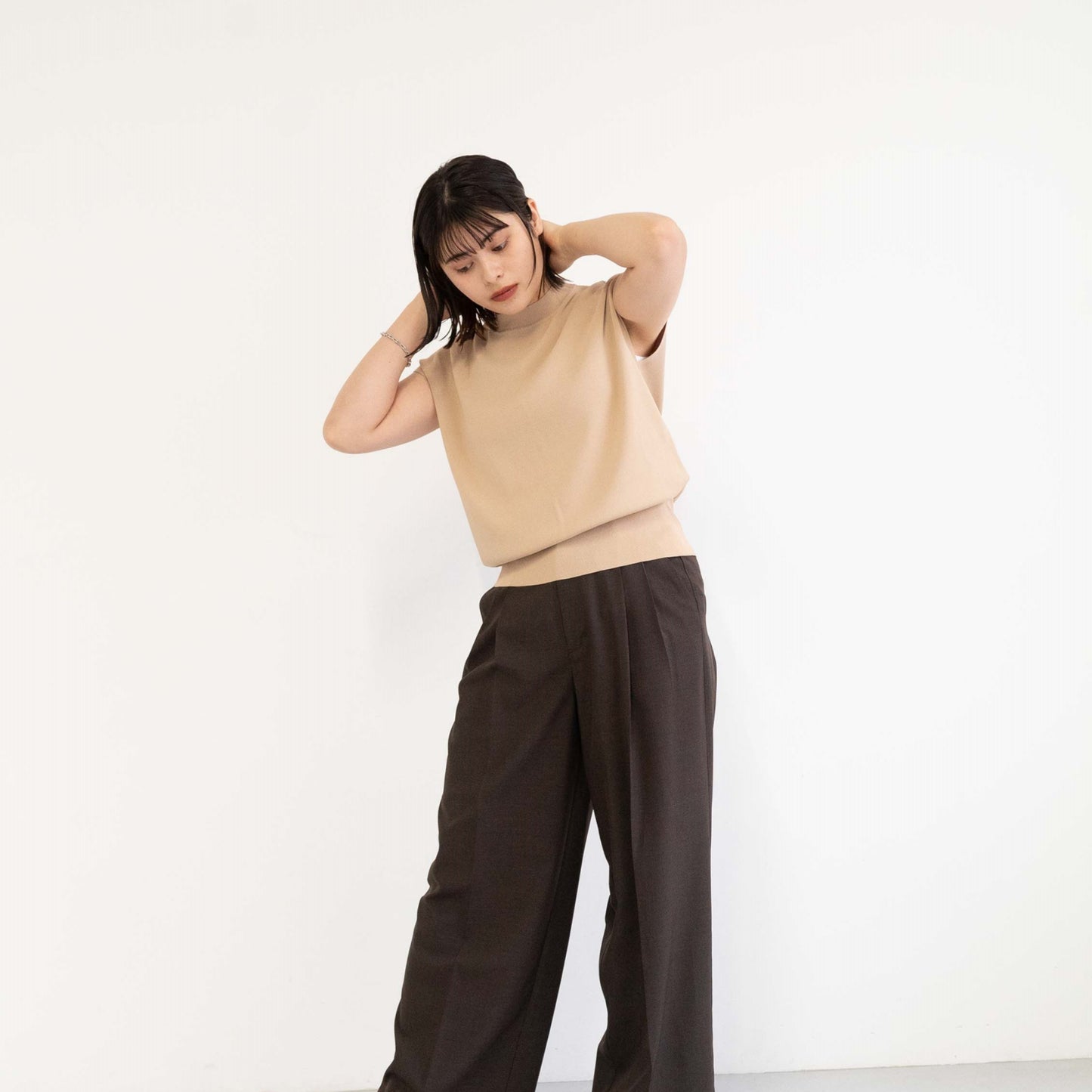 16G fine ribbed French sleeve knitted pullover