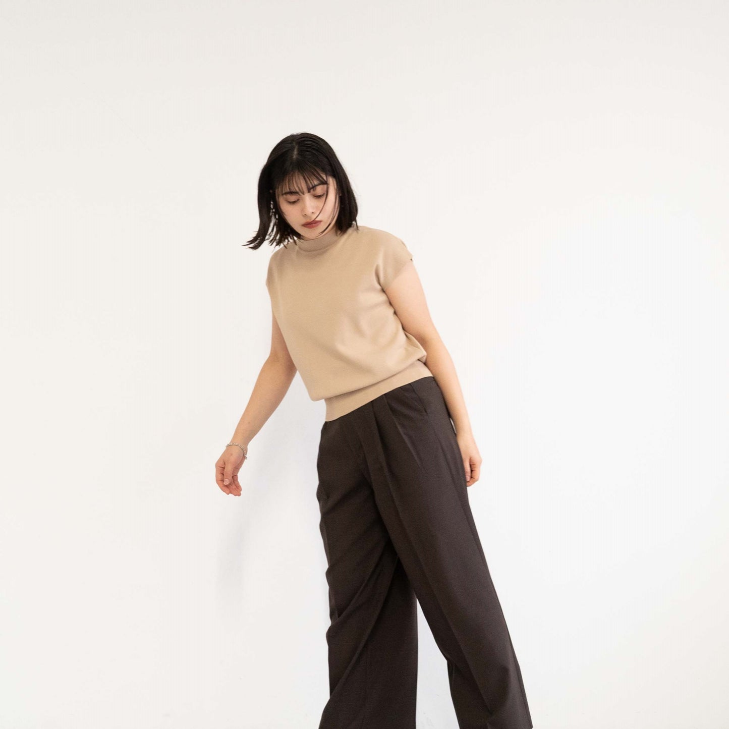 16G fine ribbed French sleeve knitted pullover