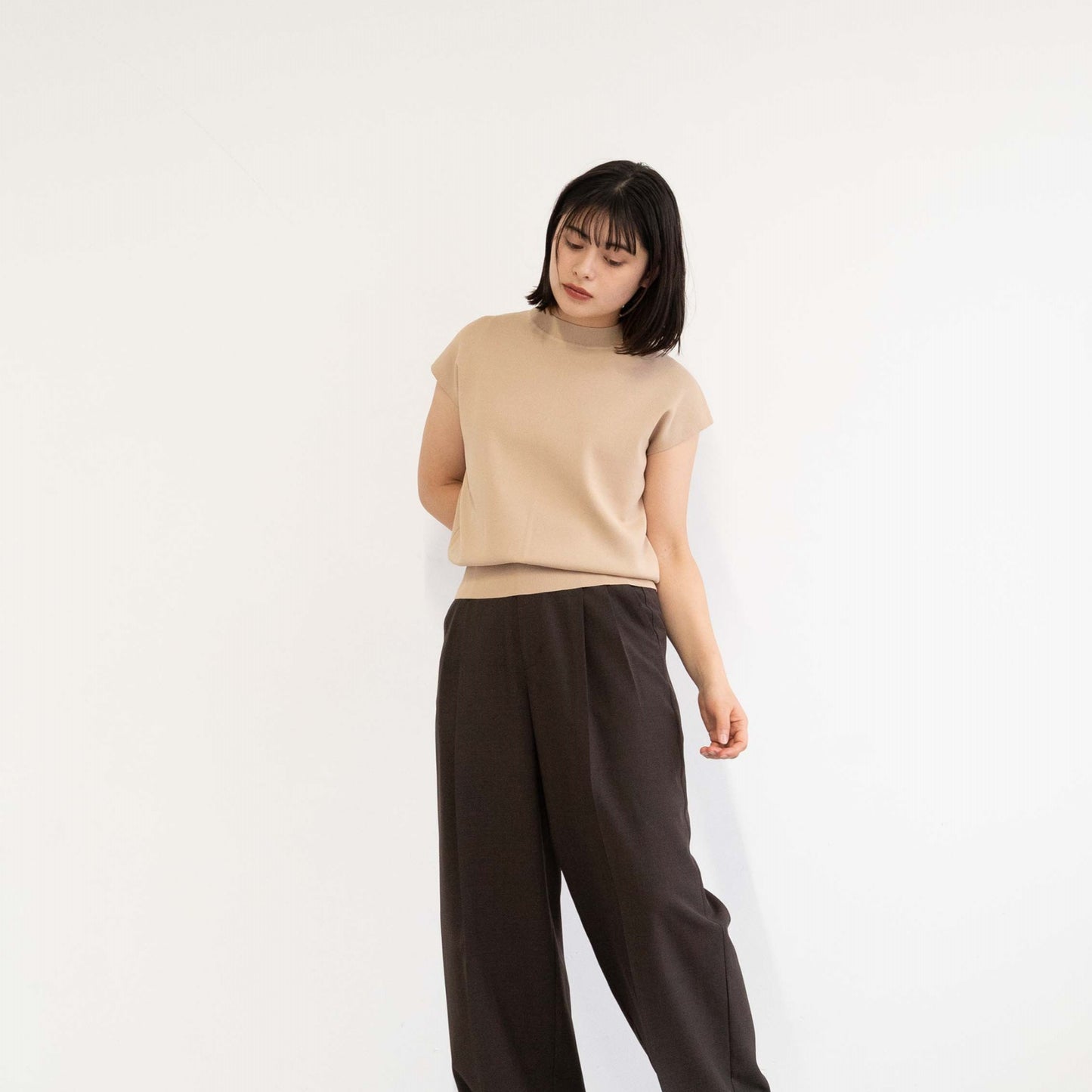16G fine ribbed French sleeve knitted pullover