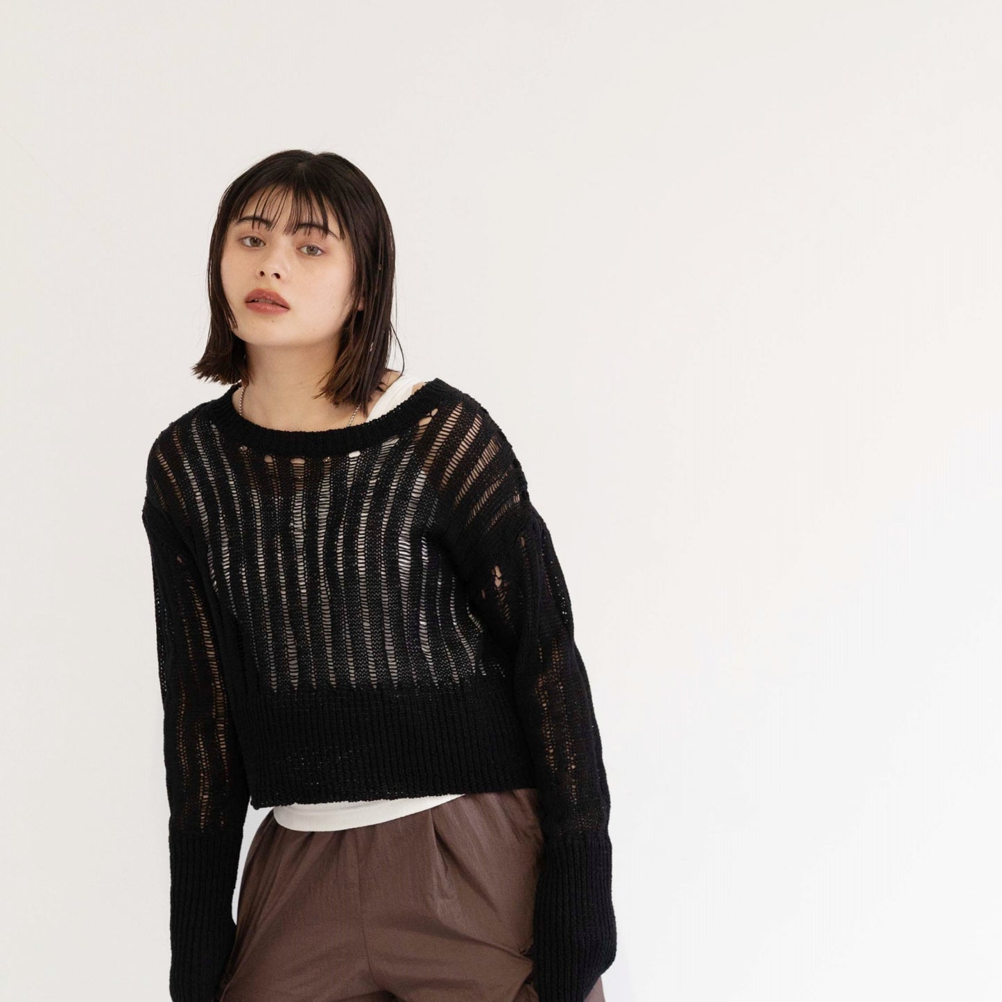 3G uneven mesh cropped knitted pullover