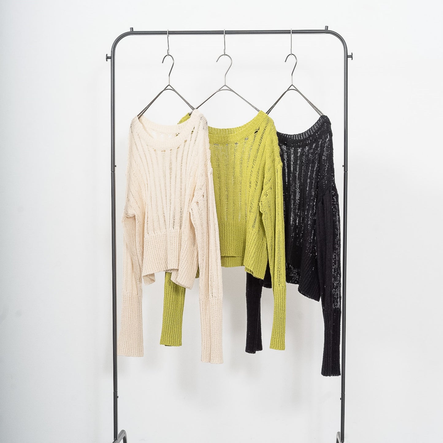 3G uneven mesh cropped knitted pullover