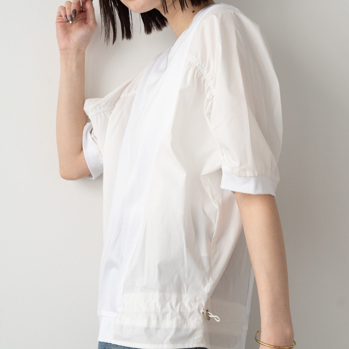 Mixed Fabric Gathered Pullover