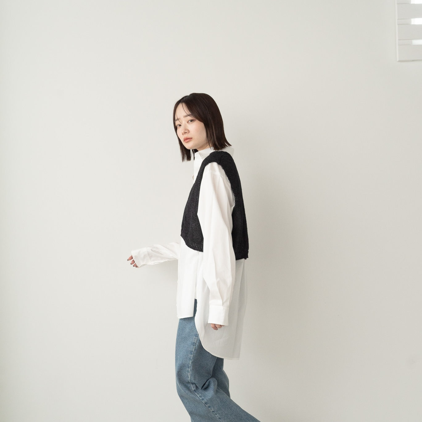 V Neck Short Vest