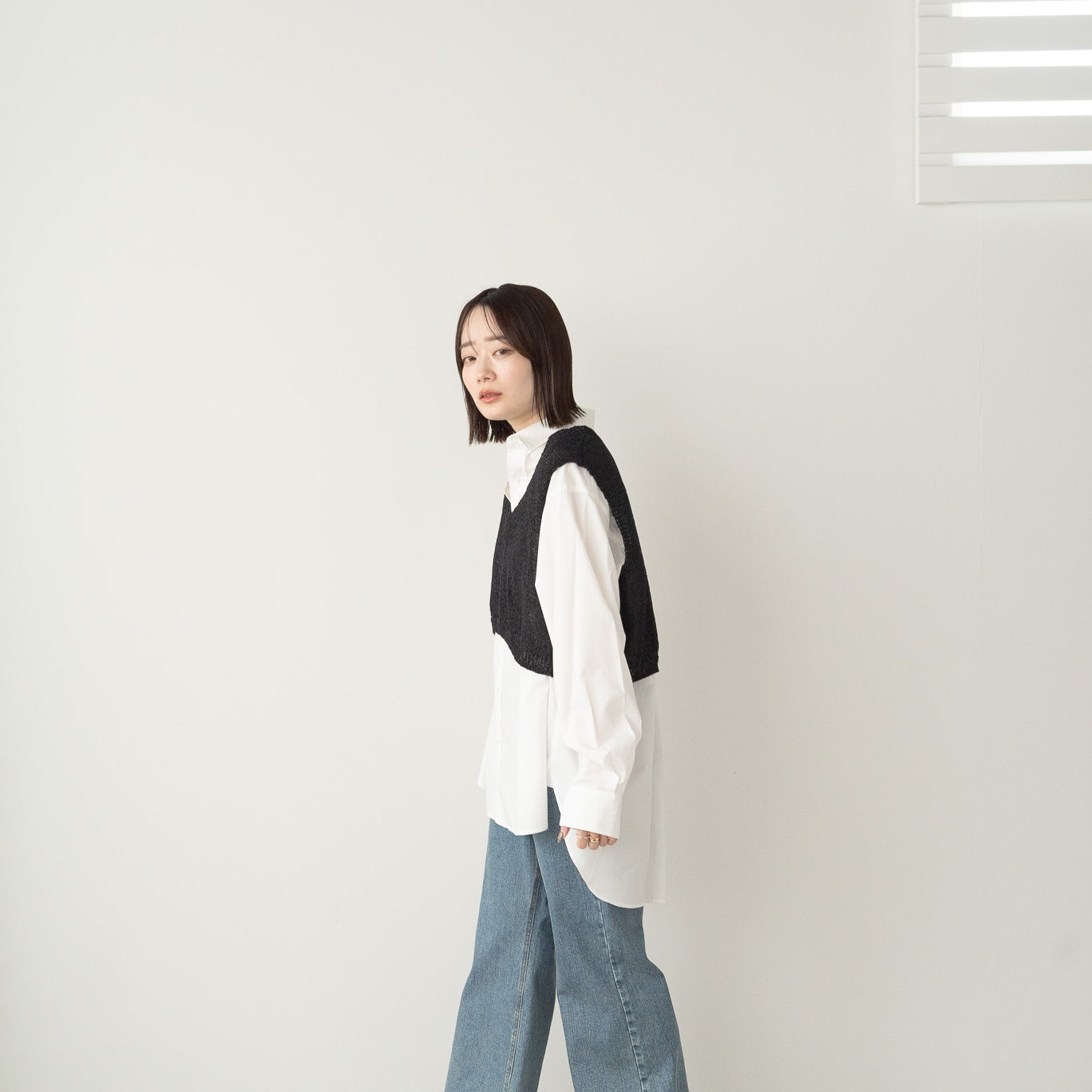 V Neck Short Vest
