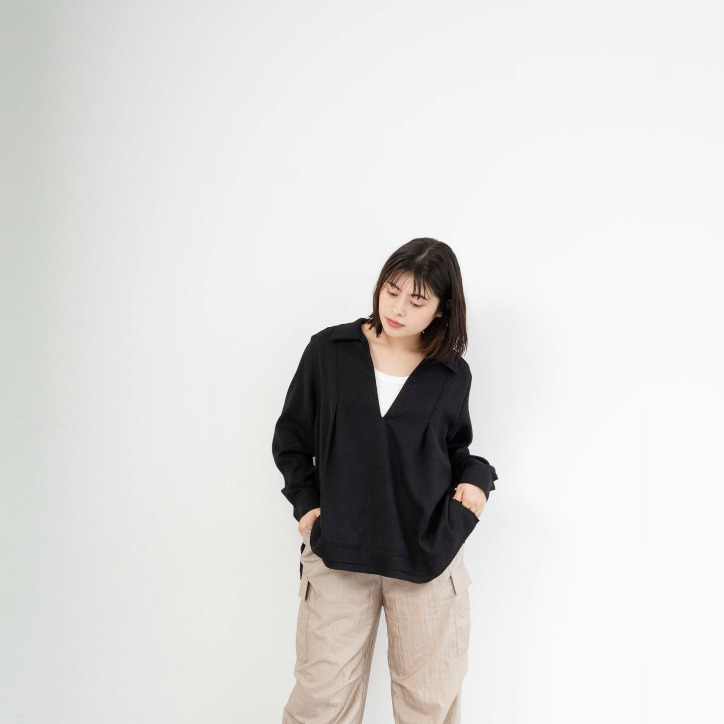 Japanese fabric Alicia Lino captain deep V-neck shirt
